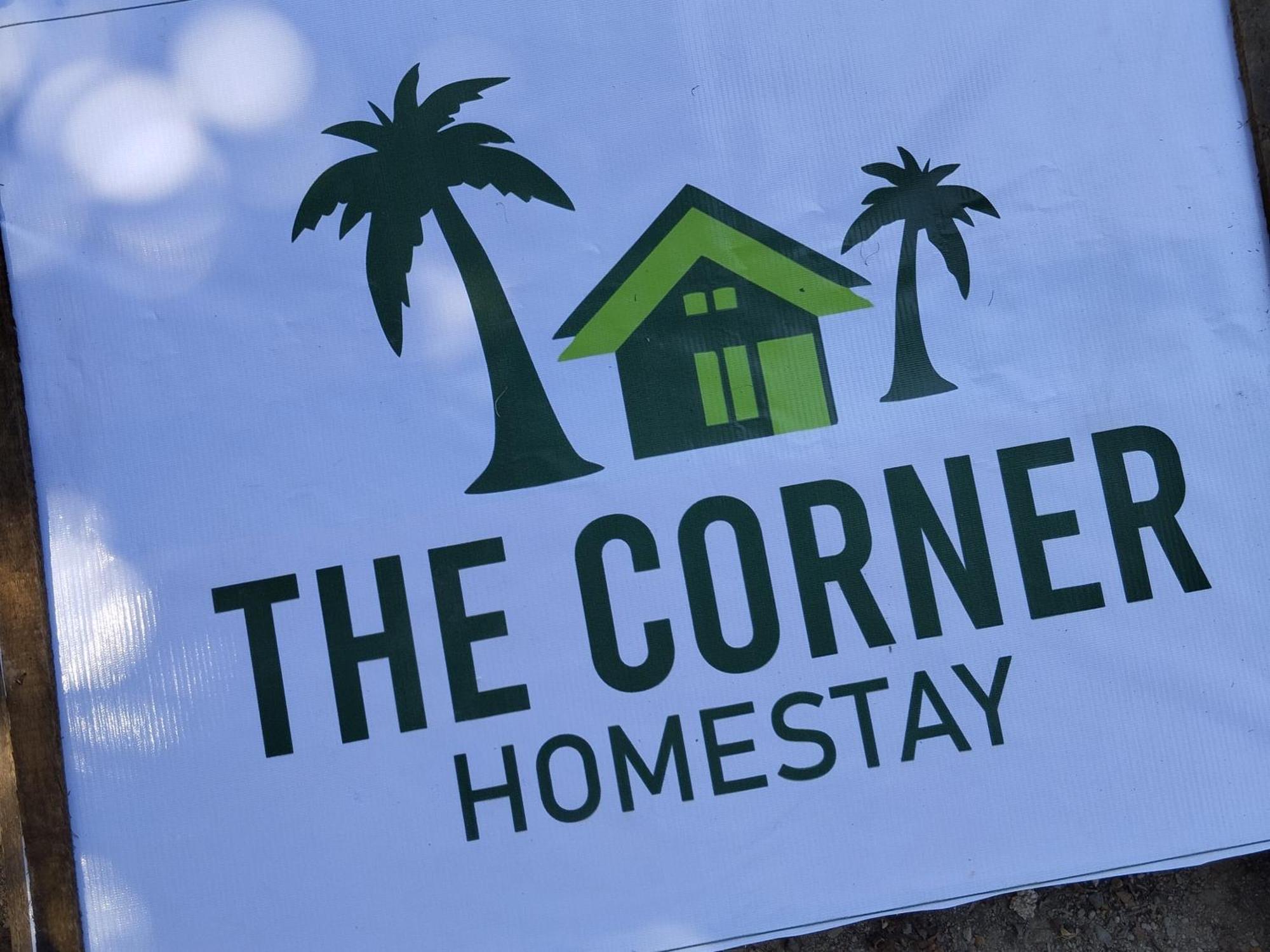 The Corner Homestay Kuta  Eksteriør bilde